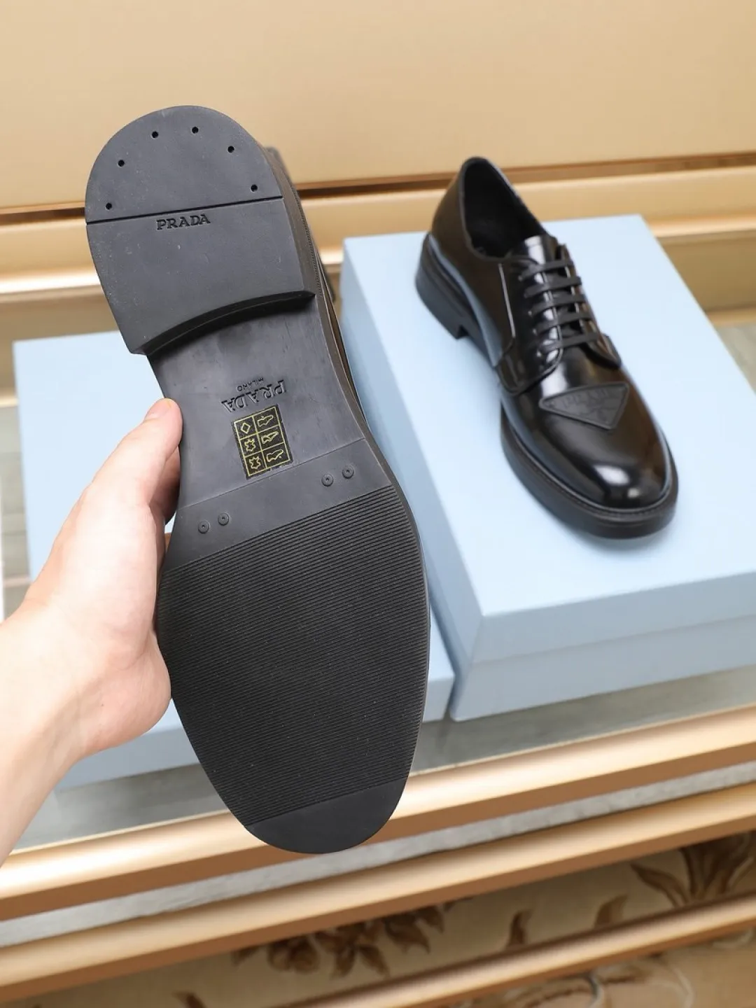 P640💰🔥《PRADA》👏Latest • High-end top brand luxury ~ purchasing agency, top quality. New fashionable business men's shoes🔜The uppers are made of original open-edge beaded cowhide➕cowhide·lining, with fine workmanship. The original stylish and soft combination wear-resistant and non-slip outsole is light and comfortable on the feet. The real thing looks better in real life. Size: 38/45